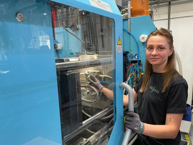 Formsprutning av prototyper i vårt plastgjuteri